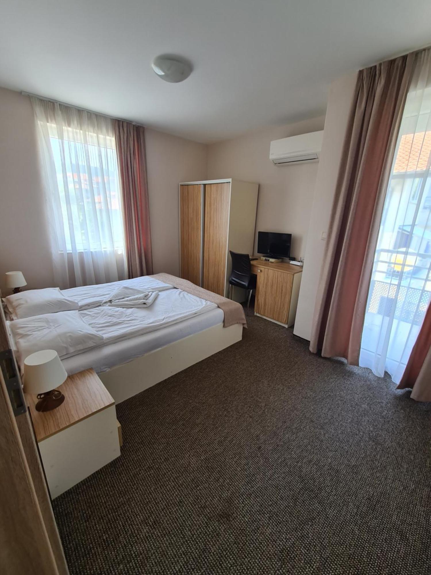 Hotel Mida Obzor Esterno foto